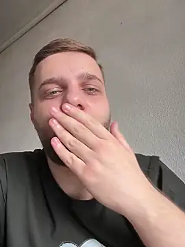 Онлайн чат XXX KingAdonisss