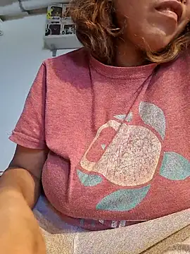 XXX chat uživo modela mila38