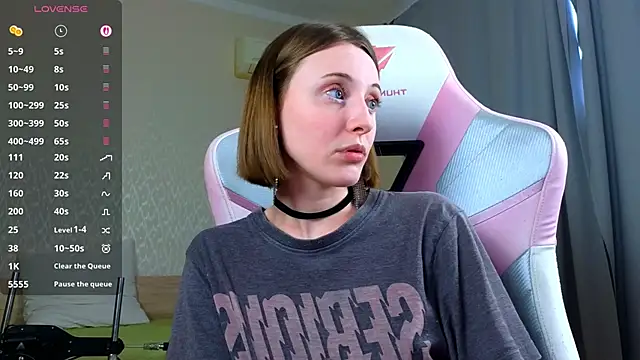 Cowell_Adelina Live XXX-chat