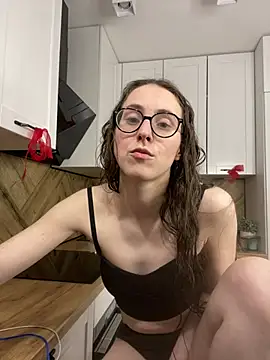 MartiniiSelenna Adlı Modelin Canlı XXX Sohbeti