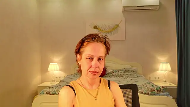 LioraWeiss 现场XXX聊天