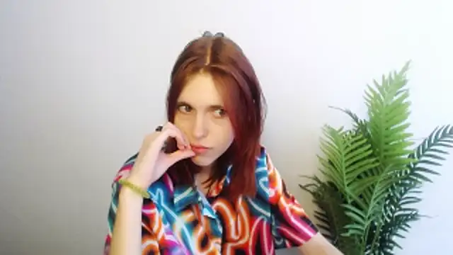 GuessMe___のライブXXXチャット