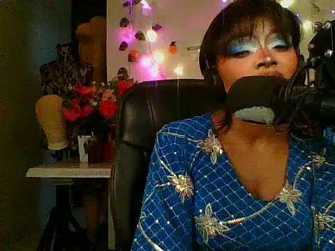 Anaconda2350 即時 XXX 聊天