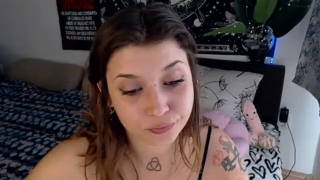 แชท XXX สดของ AlienforTwenty