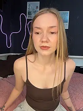 MilaMoone Live XXX-chat