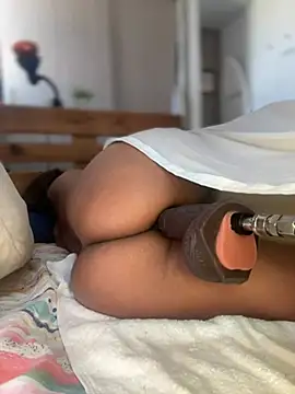 ROUSSH – Naživo XXX chat