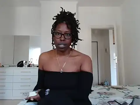 MasterIndigo – Live XXX-chat