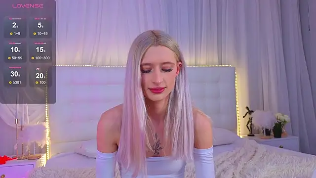 Monica_Leen: онлайн-секс-чат