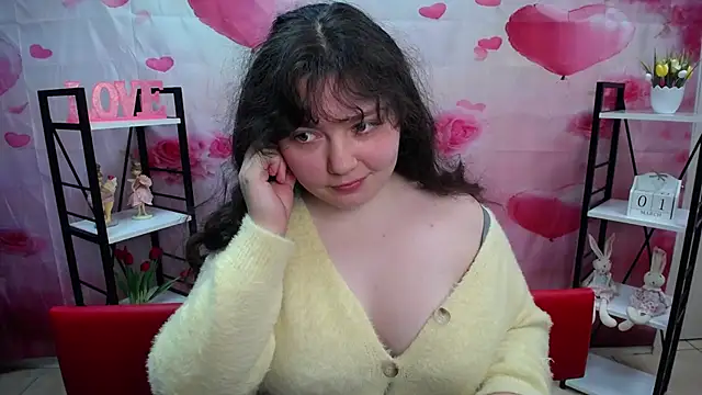 NeonilaLisovaのライブXXXチャット