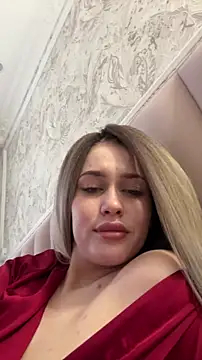 KikiWatsonn Webbikameraesitys