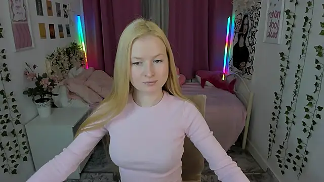 Laly_Peach: онлайн-секс-чат