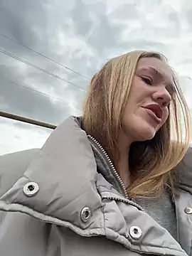 MilaMoone 라이브 XXX 채팅