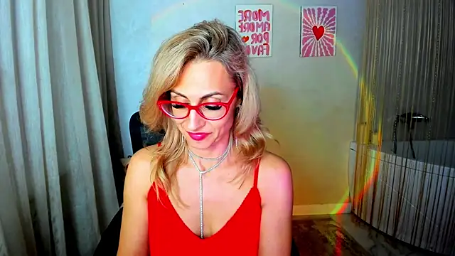 MuseOfStage: απευθείας συνομιλία ΧΧΧ