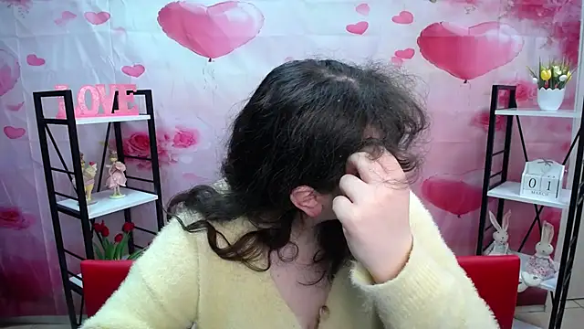 แชท XXX สดของ NeonilaLisova