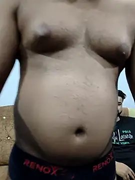 moustache72 Show in webcam