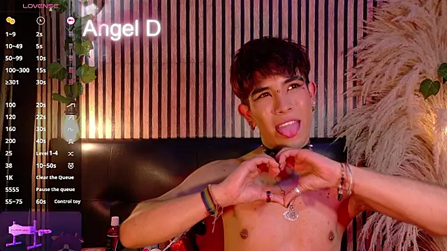 Angeldust19 – Naživo XXX chat