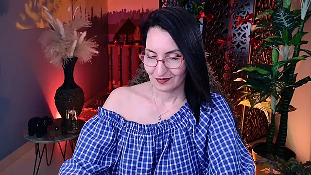 UnaTerra's Live XXX Chat