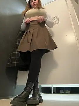 PumaShyXD: διαδικτυακό σόου στην κάμερα