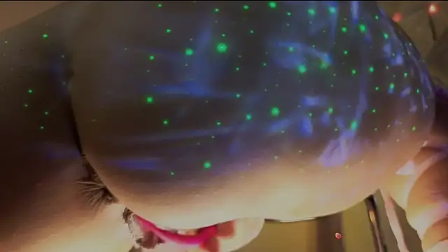 mali_haier: онлайн-секс-чат