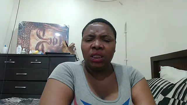 VoluptuousXX5 Webcam-Show