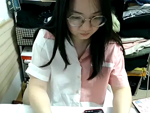 xiaoxiaowan11 Adlı Modelin Canlı XXX Sohbeti