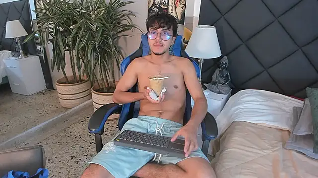 kai_storn Chat XXX in diretta