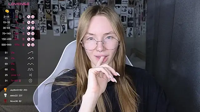 Chat XXX en directo de littlevildevil