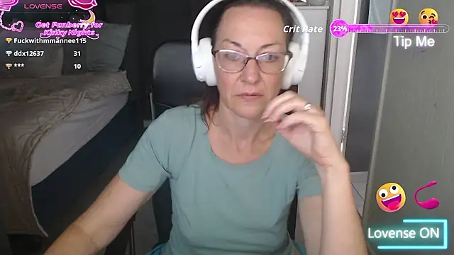 Chat XXX en directo de boeslaboes1