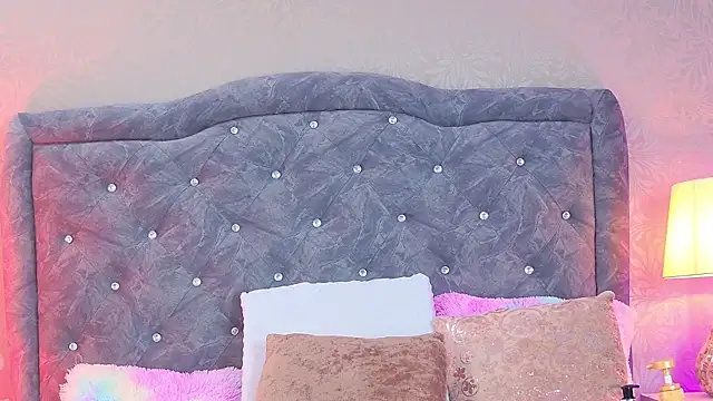 YesyHills – Live XXX-chat