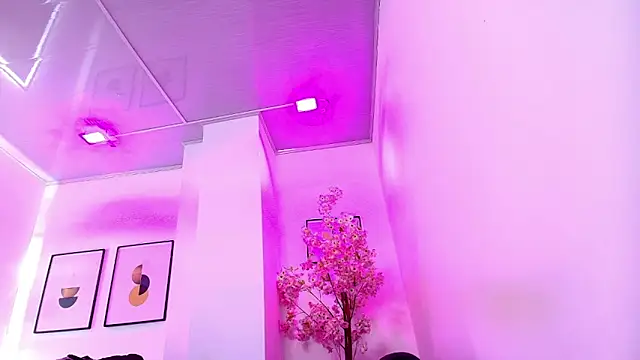 Chat XXX en directo de Nicole_sounders