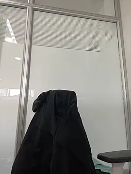 Chat XXX en directo de Nahomy_Benett