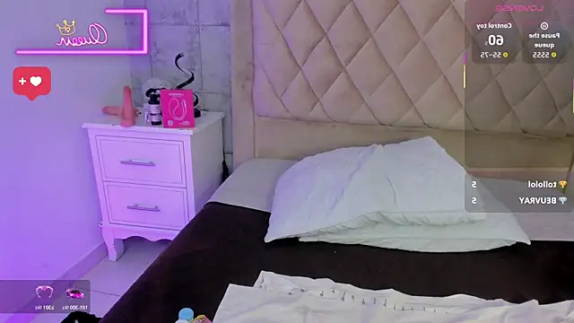 CleoFoxx_ Show in webcam