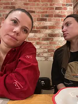 Czat XXX na żywo – AngelinaMoore