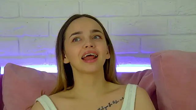 Chat +18 de AnitaVenture ao vivo