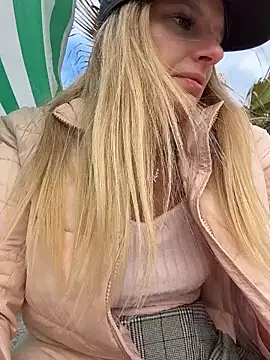 Betsy – webcam-show