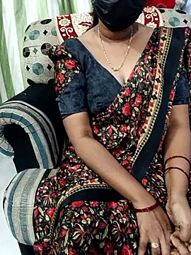 Pokazy przed kamerką – Tinarosy13