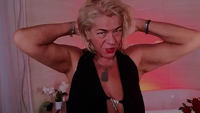 AnittaHarris_ Adlı Modelin Canlı XXX Sohbeti