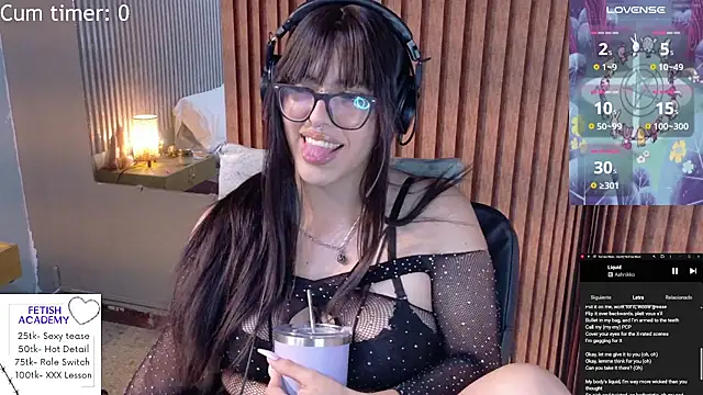 Eli666uwu élő XXX-chatje