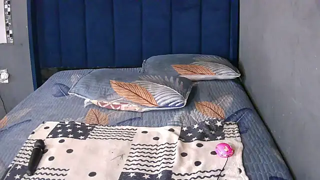 FREAKBARBIE02 Chat XXX live