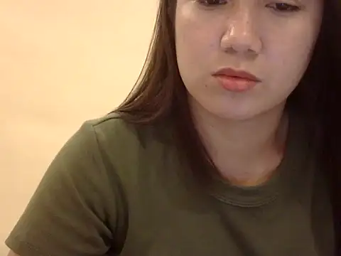 Lovelyclaya Chat XXX live