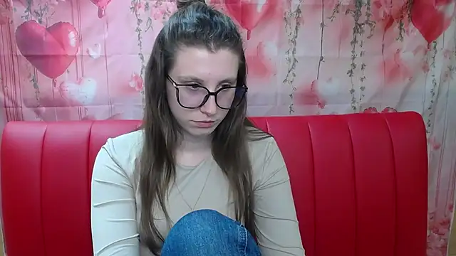 LilianaShine 现场XXX聊天