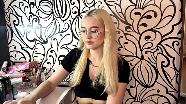 Kat_Catherine 现场XXX聊天