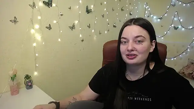 MilanaPrice: онлайн-секс-чат