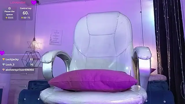 NinaSakura_Eup 现场XXX聊天