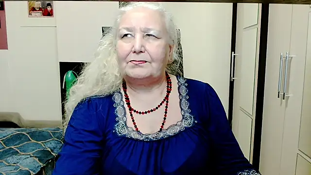 GrannyAlisa webkamerás műsora