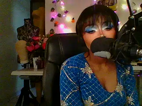 Anaconda2350's Live XXX Chat