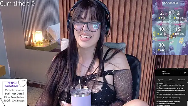 Chat +18 de Eli666uwu ao vivo