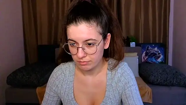 Aminabeatris Chat XXX in diretta