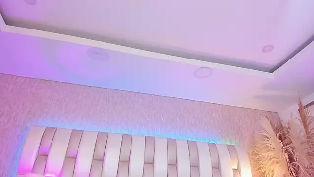 Viollet_xoxo: απευθείας συνομιλία ΧΧΧ