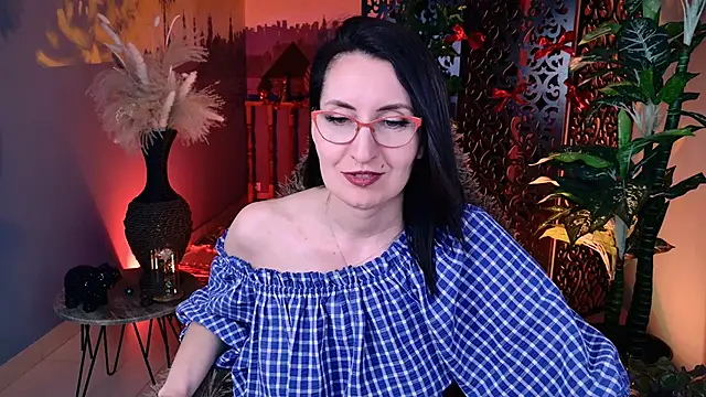 UnaTerra élő XXX-chatje